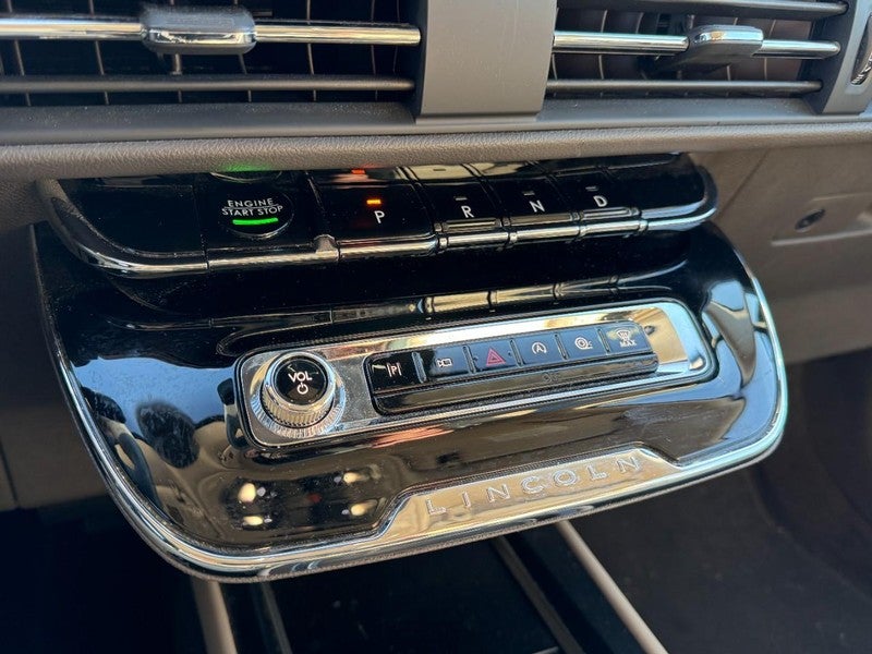 2023 Lincoln Corsair Standard FWD