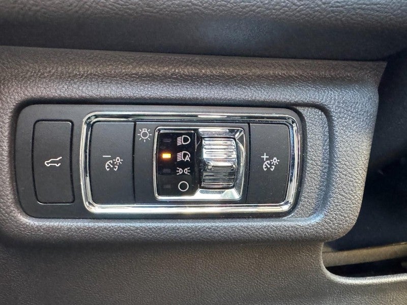 2023 Lincoln Corsair Standard FWD