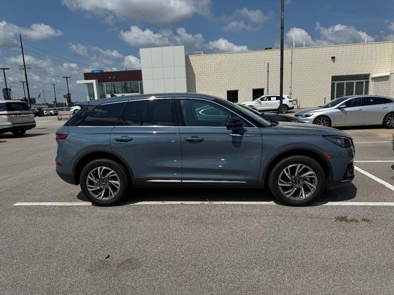 2023 Lincoln Corsair Standard AWD