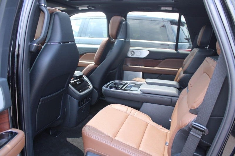 2023 Lincoln Navigator Reserve 4x2