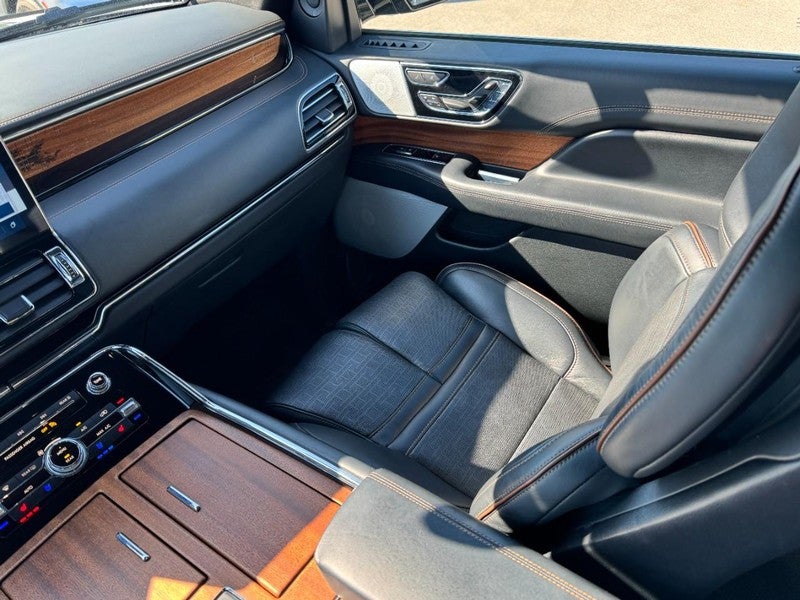 2022 Lincoln Navigator Black Label 4x4