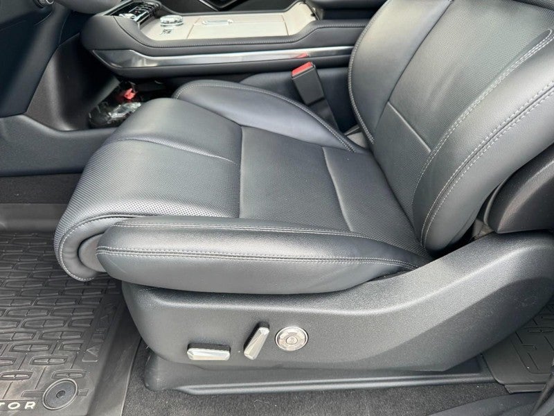 2025 Lincoln Navigator L Reserve 4x4