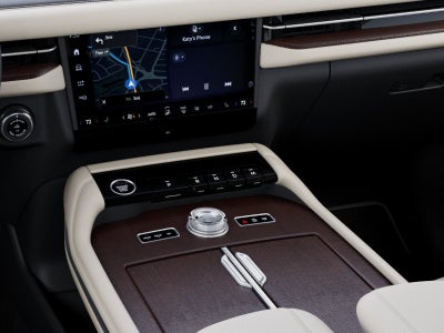 2027 Lincoln Navigator L Reserve 4x4