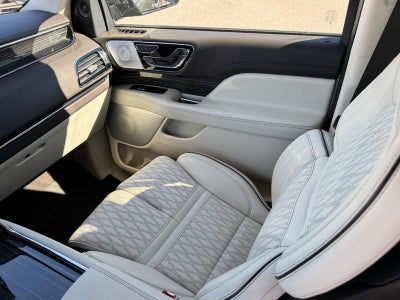 2024 Lincoln Navigator L Black Label 4x4