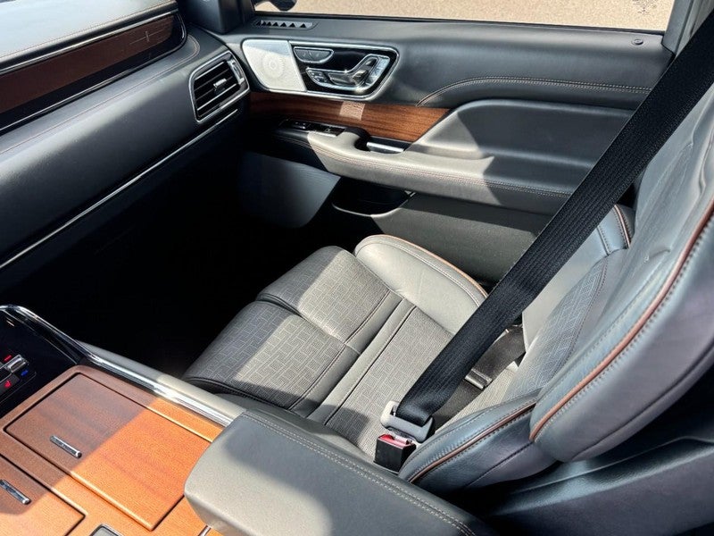 2022 Lincoln Navigator L Black Label 4x4