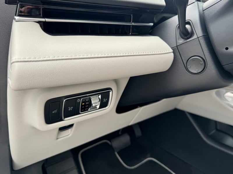 2026 Lincoln Nautilus Reserve AWD