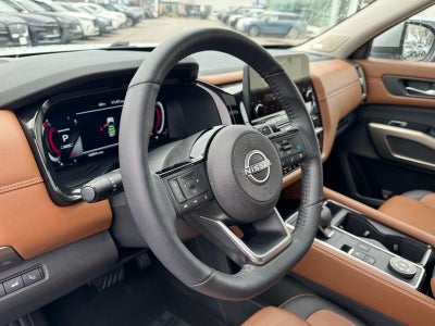 2024 Nissan Pathfinder Platinum 4WD