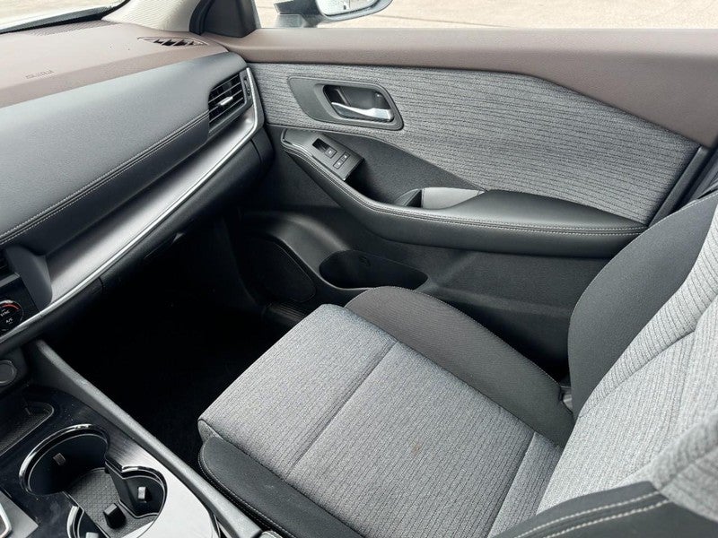 2023 Nissan Rogue FWD SV