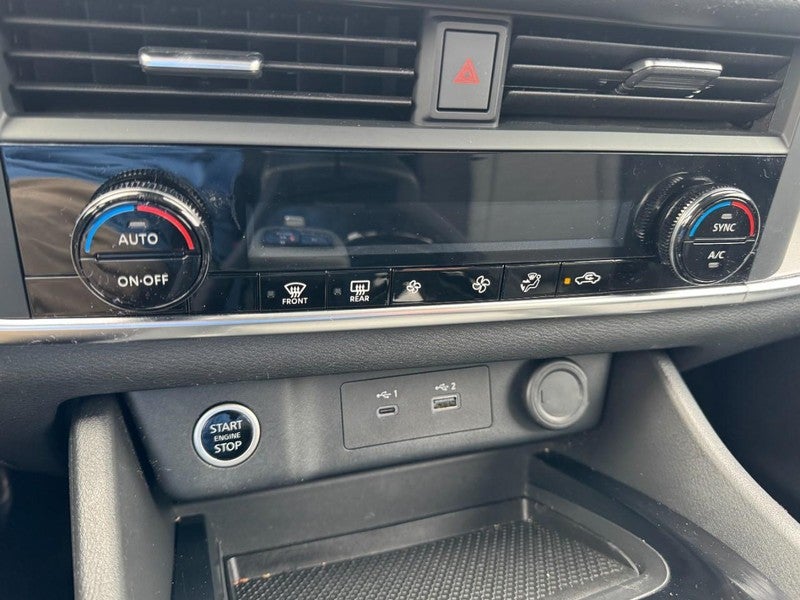 2023 Nissan Rogue FWD SV