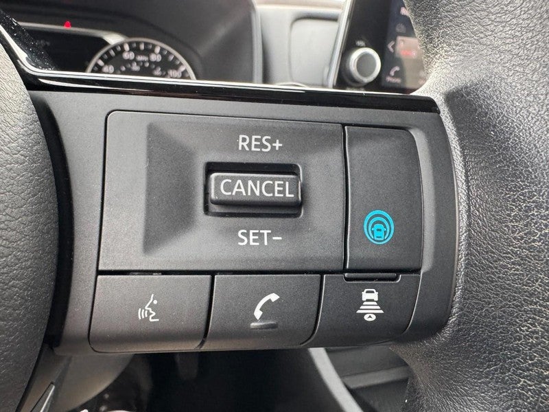 2023 Nissan Rogue AWD SV