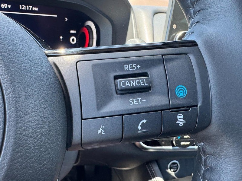 2023 Nissan Rogue AWD Platinum