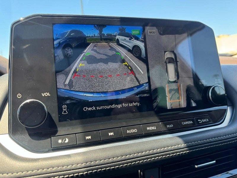 2023 Nissan Rogue AWD Platinum
