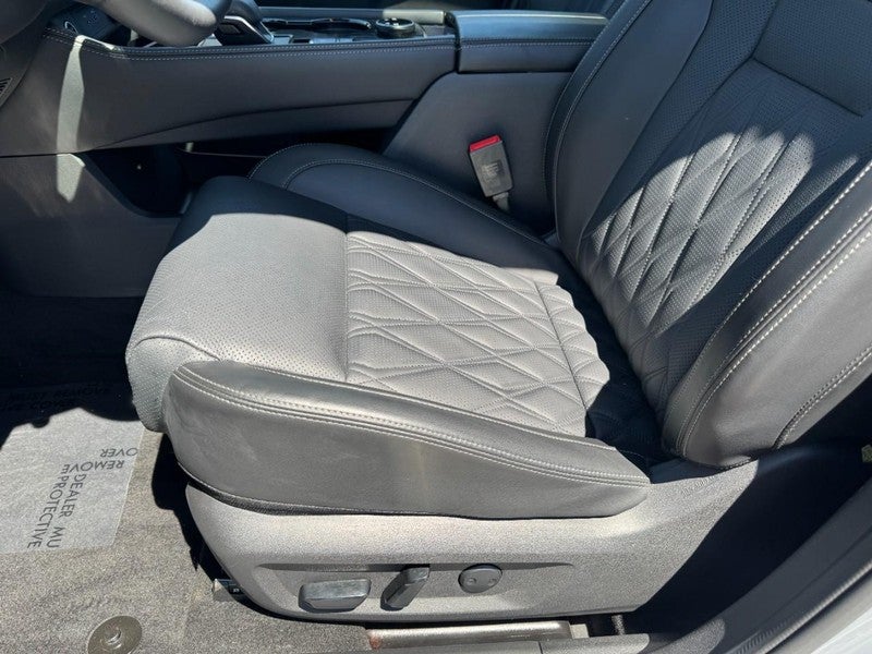 2023 Nissan Rogue AWD Platinum