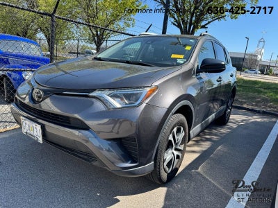 2018 Toyota RAV4 LE AWD (Natl)