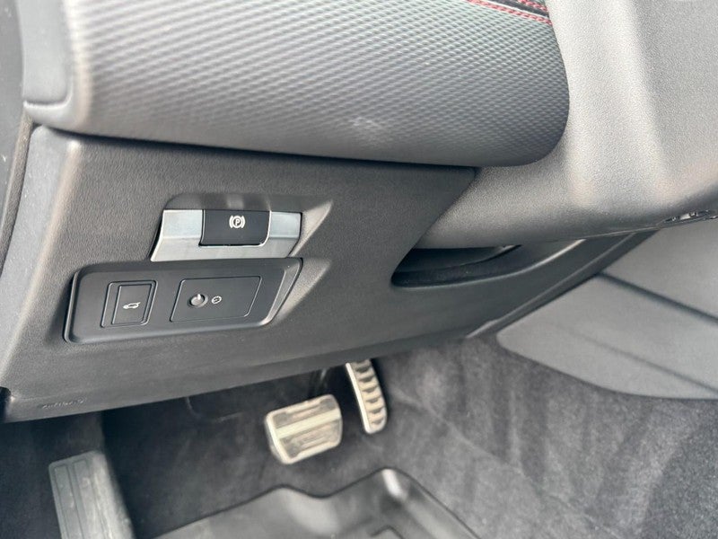 2023 Land Rover Discovery Sport SE R-Dynamic 4WD