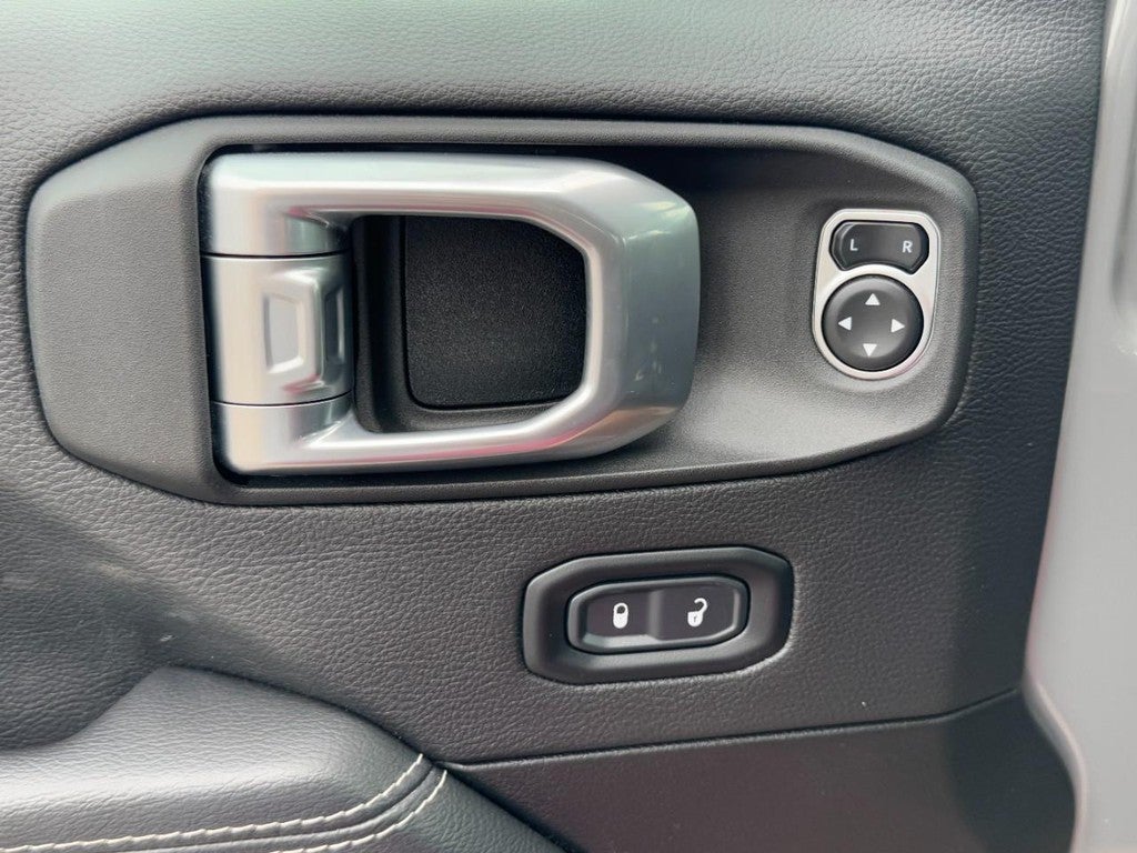 2021 Jeep Wrangler Unlimited Sahara 4x4