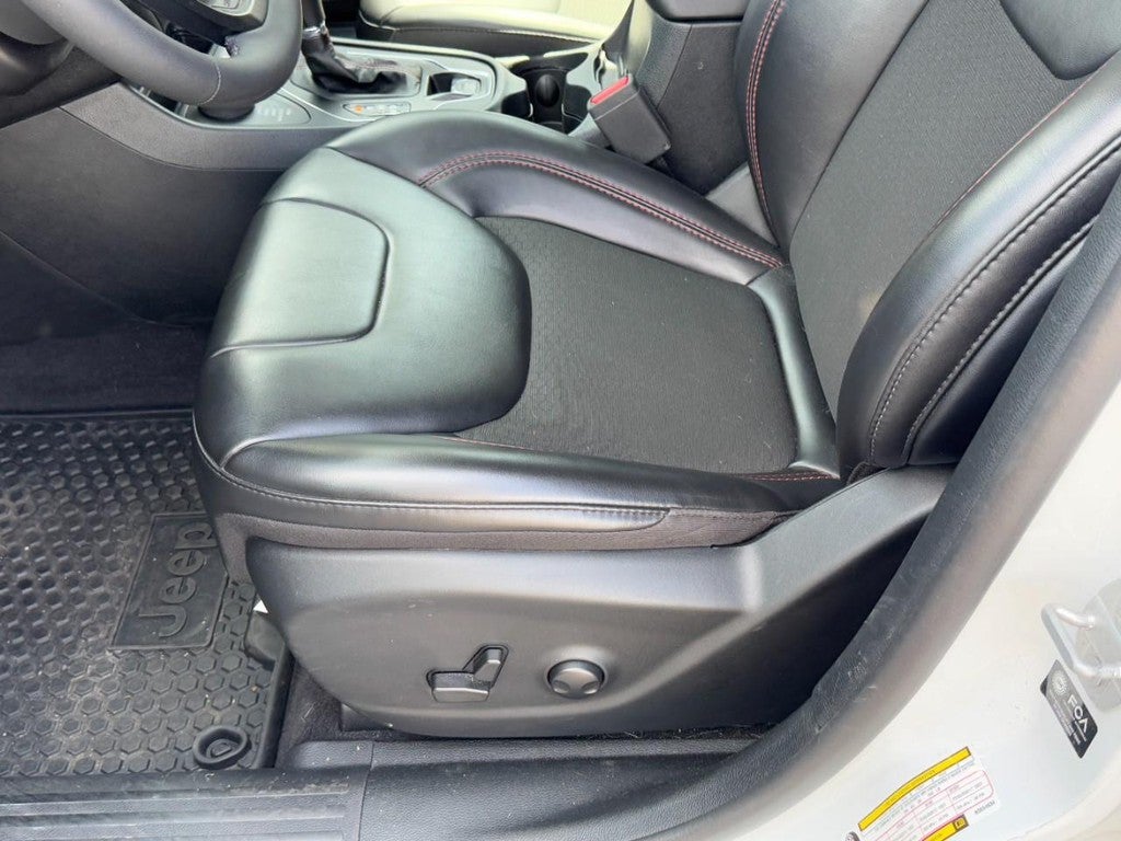 2022 Jeep Cherokee Trailhawk 4x4