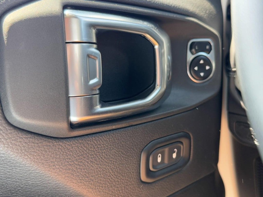 2025 Jeep Wrangler Sahara 4 Door 4x4