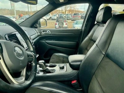 2020 Jeep Grand Cherokee Laredo