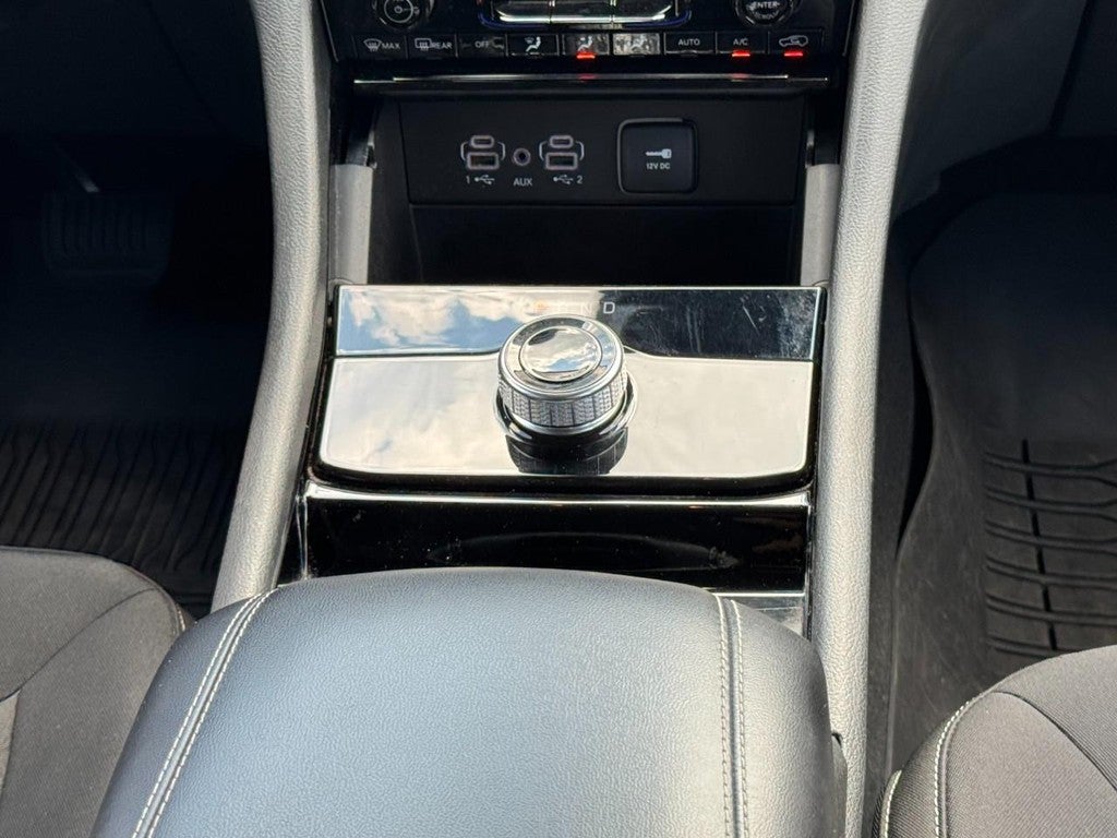 2023 Jeep Grand Cherokee Laredo 4x4