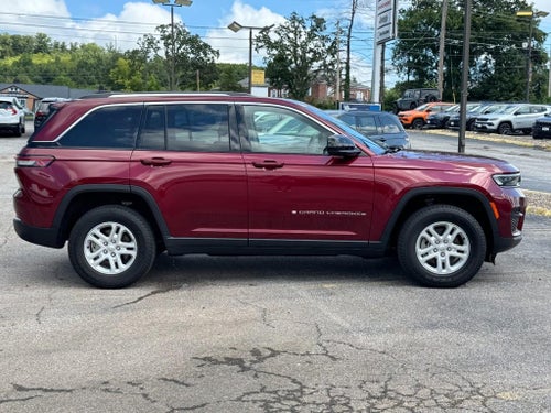 2023 Jeep Grand Cherokee Laredo 4x4