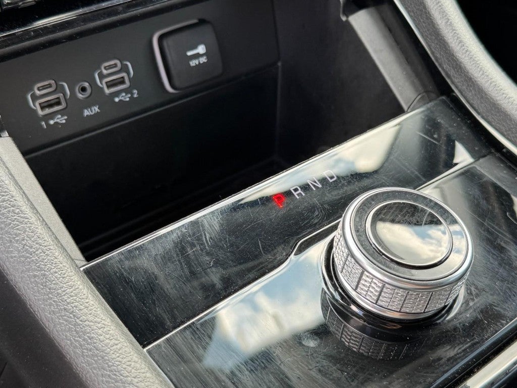 2023 Jeep Grand Cherokee Laredo 4x4