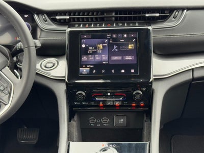 2023 Jeep Grand Cherokee Laredo 4x4