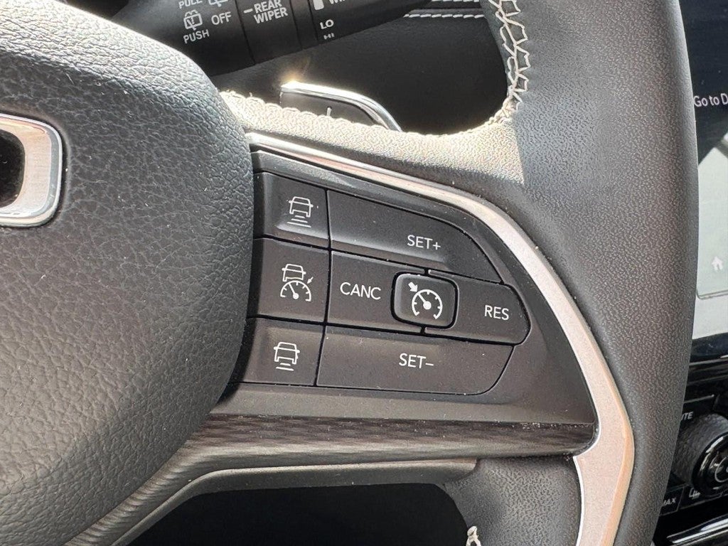 2023 Jeep Grand Cherokee L Altitude 4x4