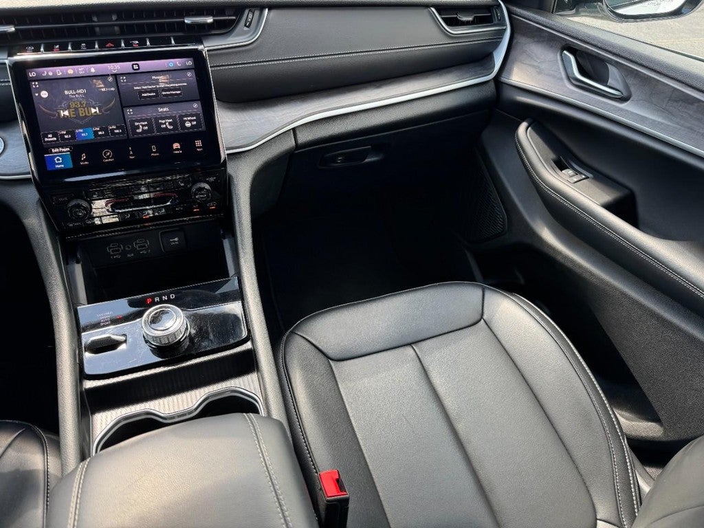 2025 Jeep Grand Cherokee L Limited 4x4