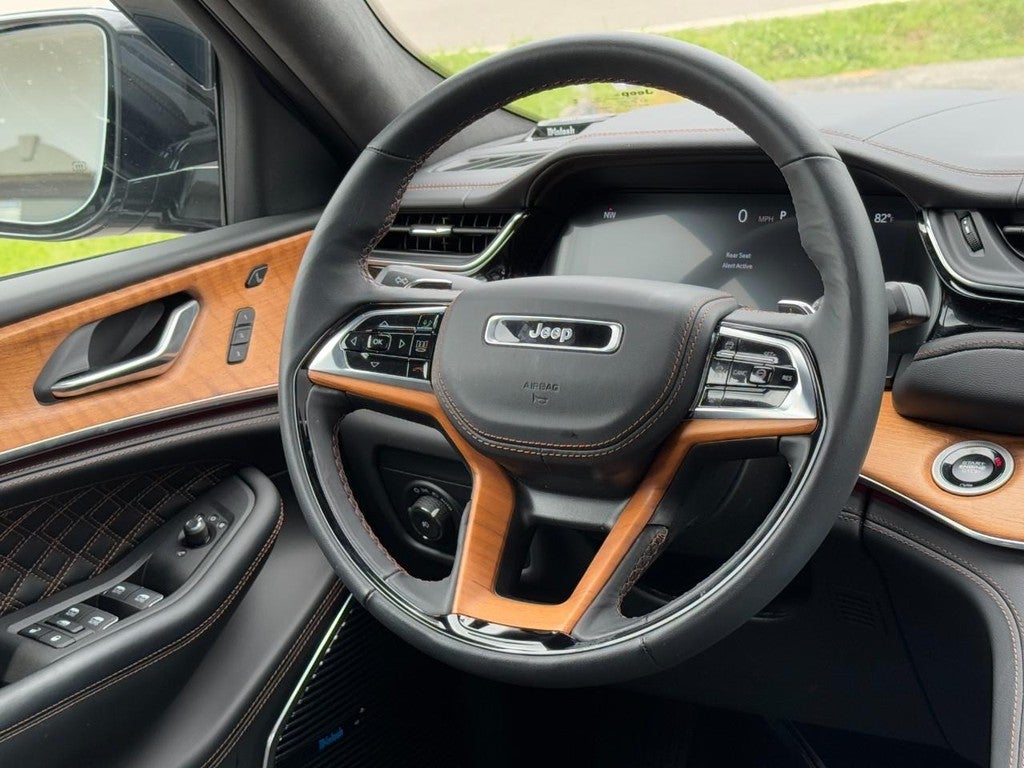 2025 Jeep Grand Cherokee L Summit Reserve 4x4