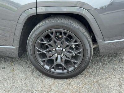 2025 Jeep Grand Cherokee L Summit Reserve 4x4
