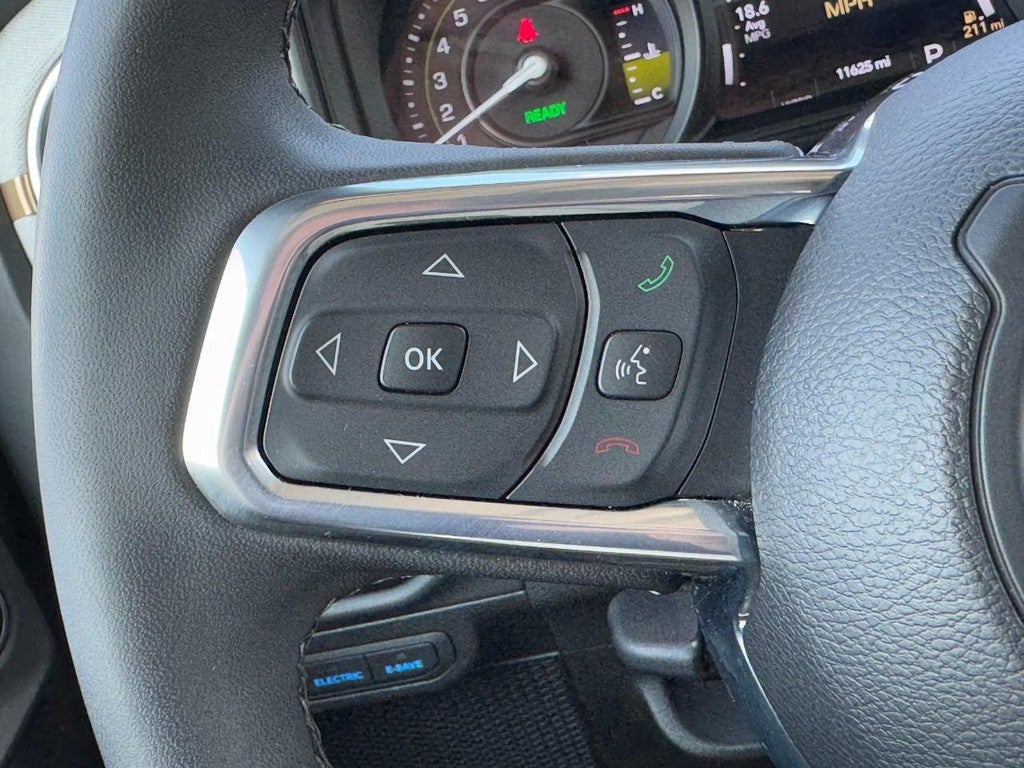 2025 Jeep Wrangler 4xe Sahara 4x4
