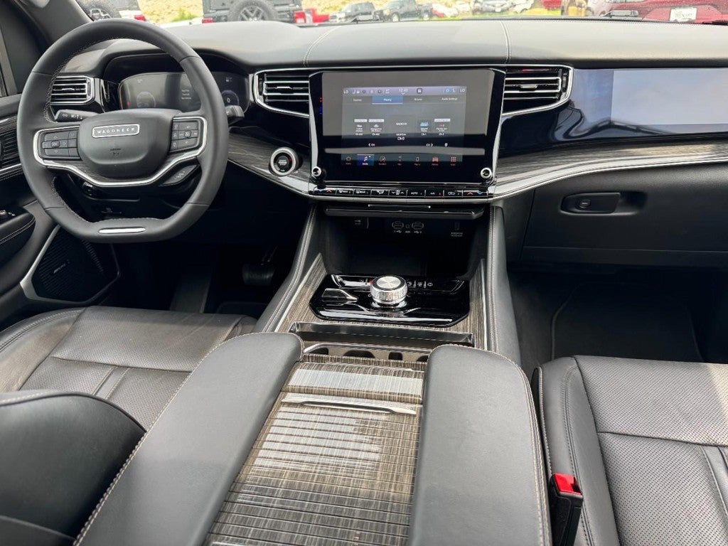 2022 Jeep Wagoneer Series II 4x4