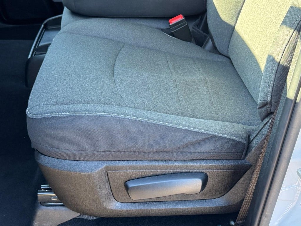 2024 RAM 1500 Classic Warlock 4x4 Crew Cab 5'7" Box