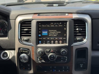 2017 RAM 1500 Laramie 4x4 Crew Cab 5'7" Box