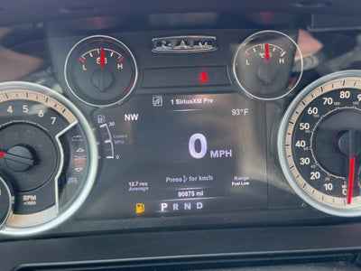 2017 RAM 1500 Laramie 4x4 Crew Cab 5'7" Box