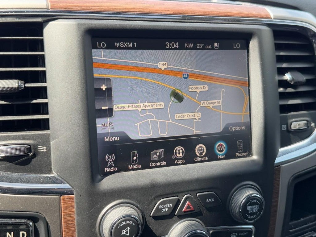 2017 RAM 1500 Laramie 4x4 Crew Cab 5'7" Box