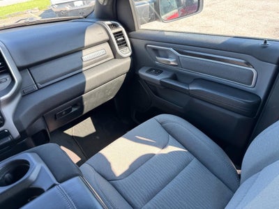 2022 RAM 1500 Big Horn 4x4 Crew Cab 5'7" Box