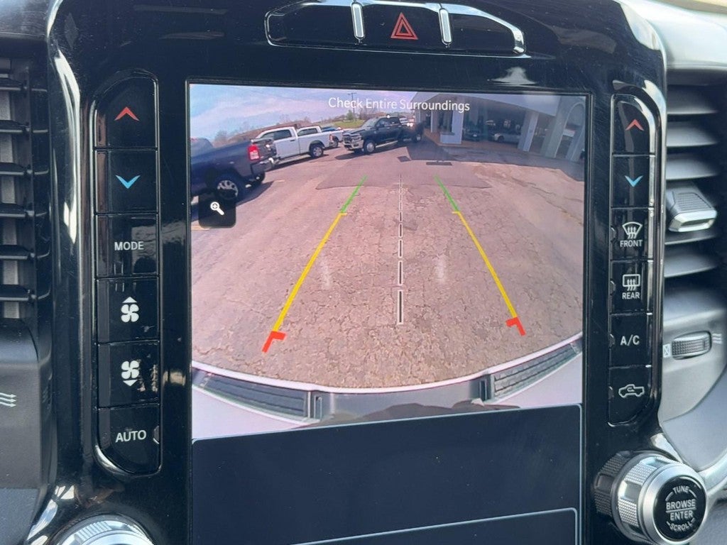 2024 RAM 1500 Big Horn 4x4 Crew Cab 5'7" Box