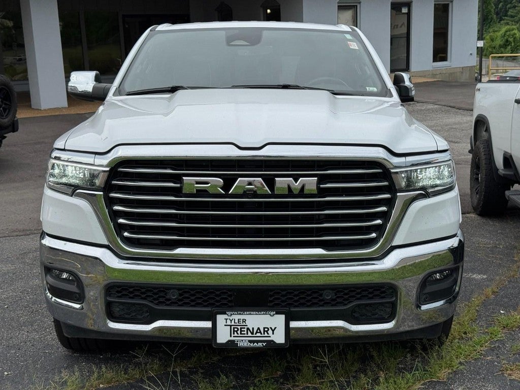 2025 RAM 1500 Laramie 4x4 Crew Cab 5'7" Box