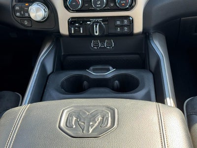2022 RAM 1500 Laramie 4x4 Crew Cab 5'7" Box