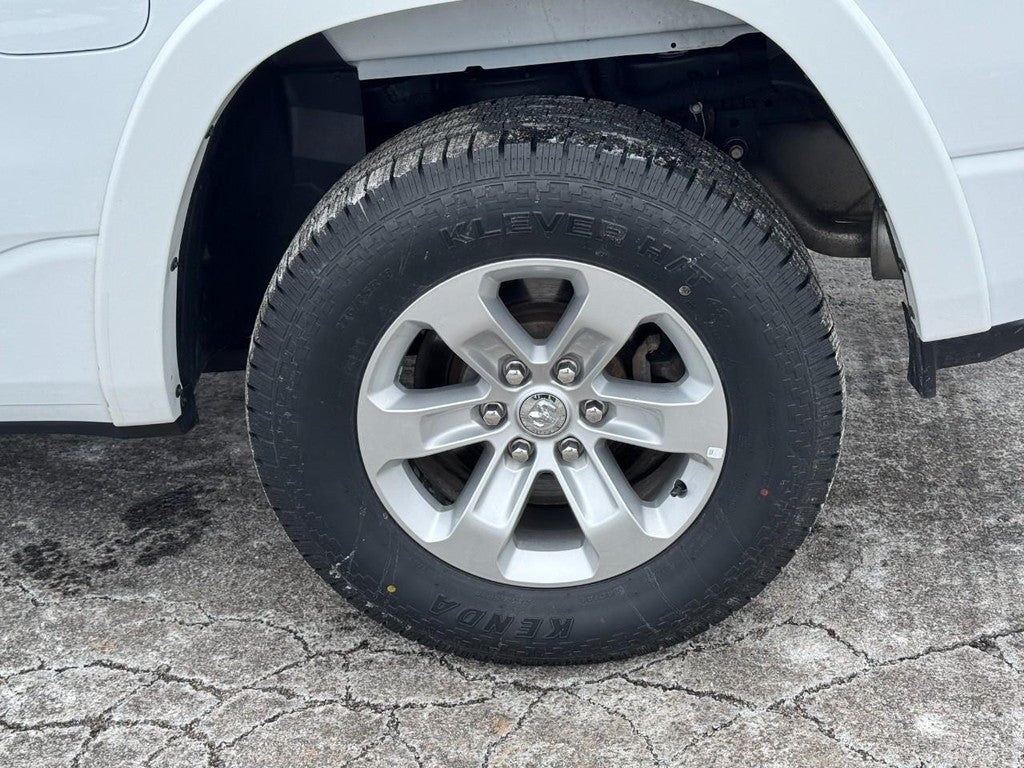 2022 RAM 1500 Laramie 4x4 Crew Cab 6'4" Box