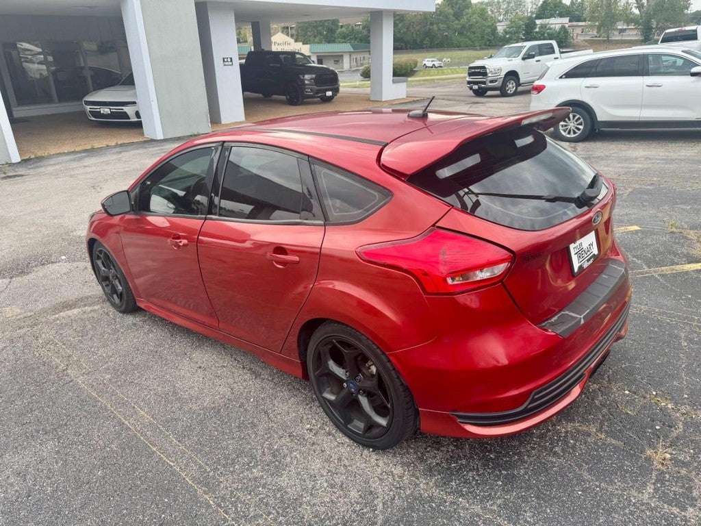 2018 Ford Focus Hatchback ST Hatch