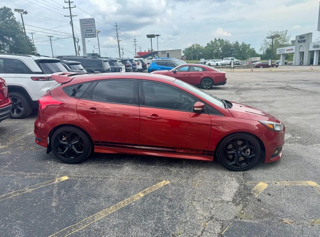 2018 Ford Focus Hatchback ST Hatch