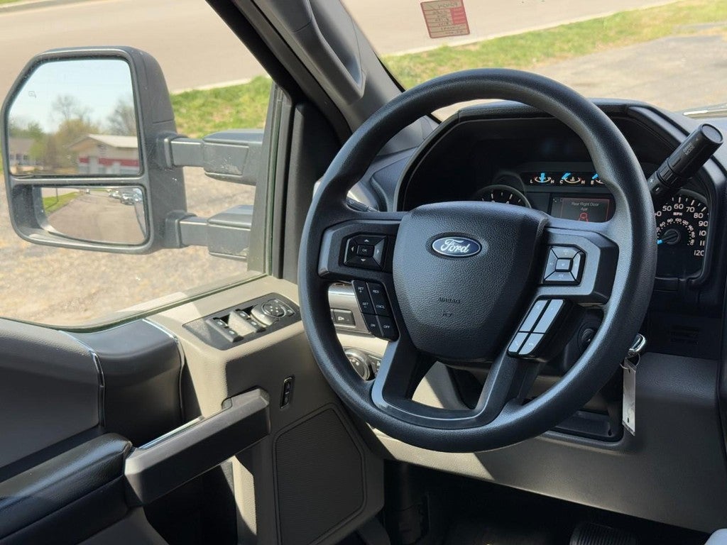 2020 Ford F-150 4WD SuperCrew Box