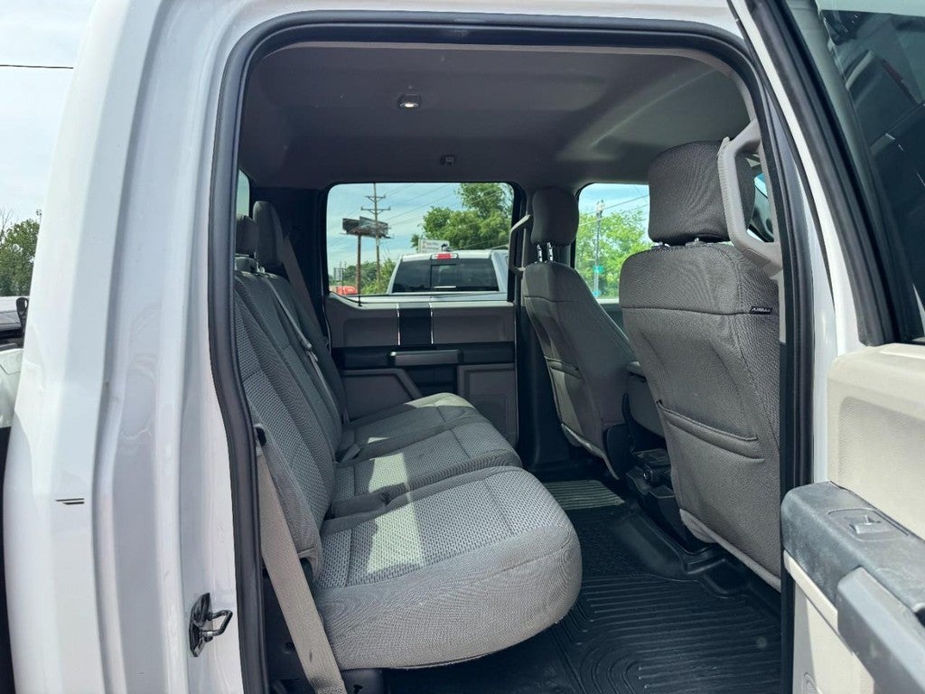 2017 Ford F-150 4WD SuperCrew Box