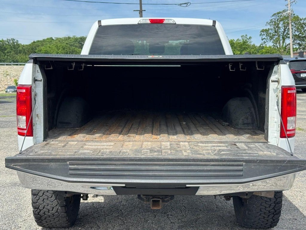 2017 Ford F-150 4WD SuperCrew Box