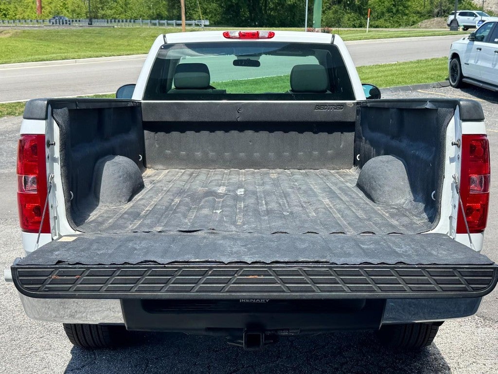 2013 Chevrolet Silverado 1500 2WD Reg Cab 133.0" Work Truck