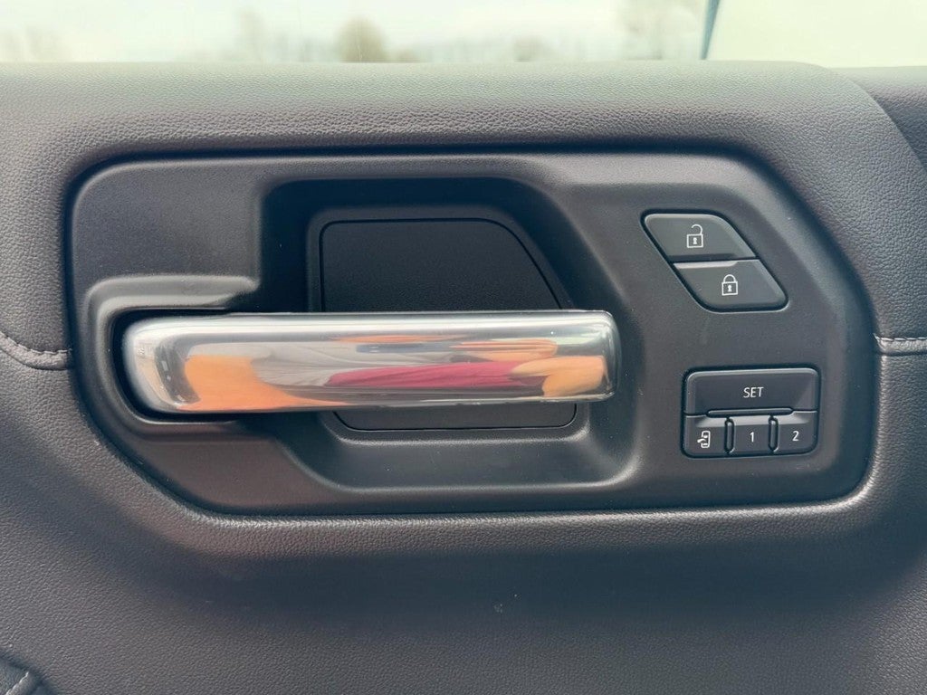 2019 Chevrolet Silverado 1500 4WD Crew Cab 147" LTZ