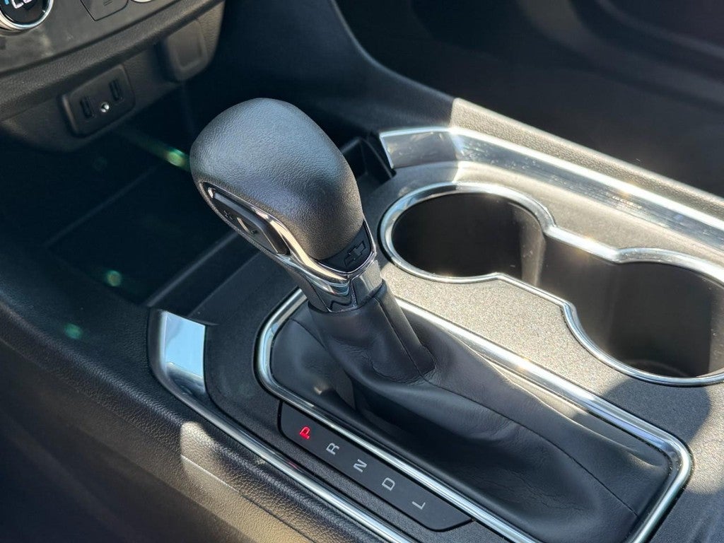 2023 Chevrolet Traverse AWD 4dr LS w/1LS